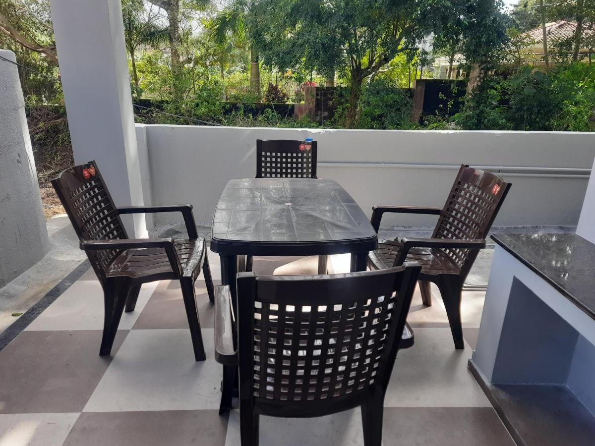 Melody Inn Luxury Home Stay 예르카우드 외부 사진